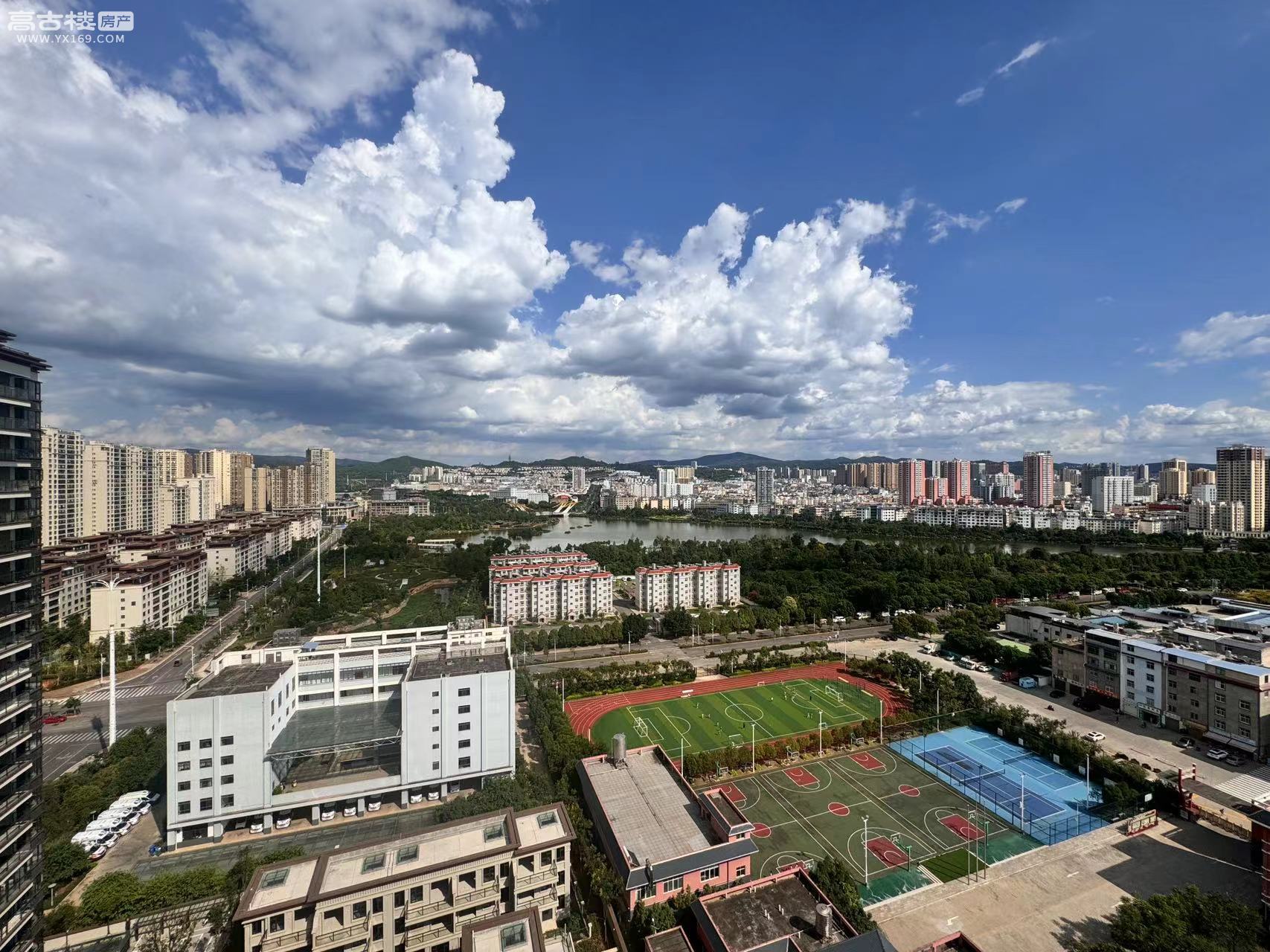 玉湖校区学区房，聂耳广场湖景房太阁南北通透6000急售