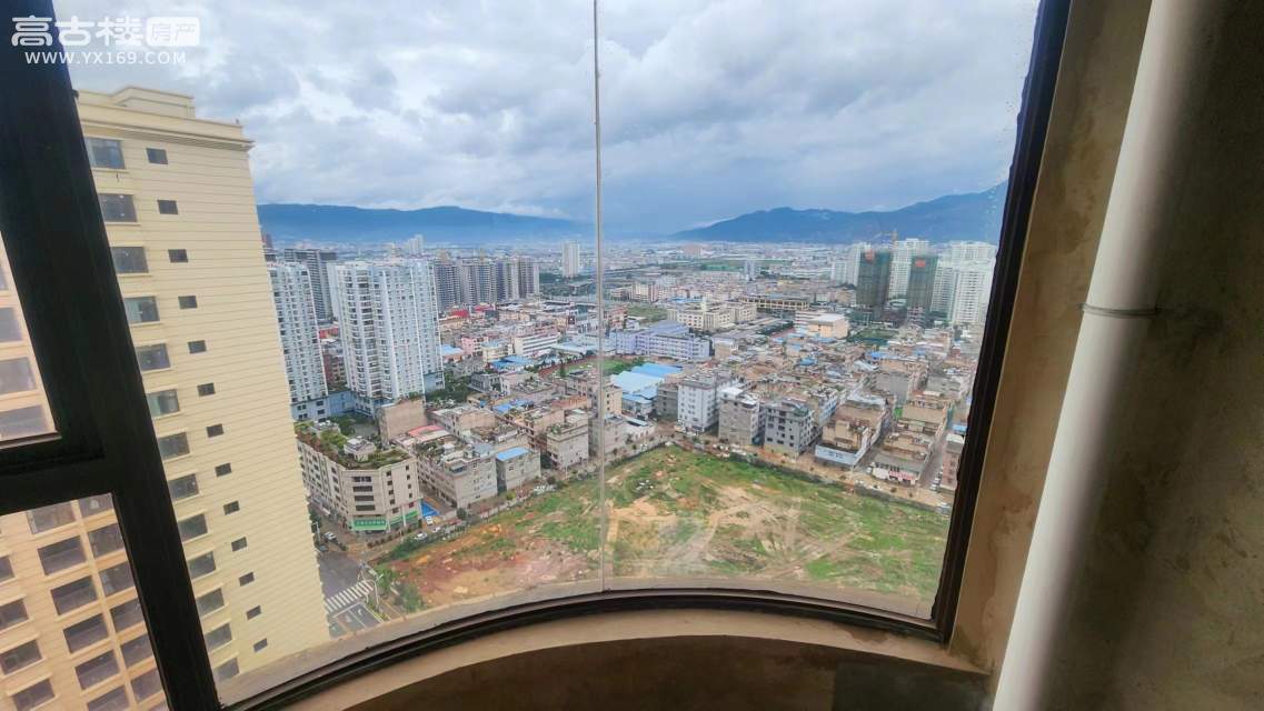 ——玉水金岸最好户型没有黑房间！155平62万急售——标准四居室平层4000一平