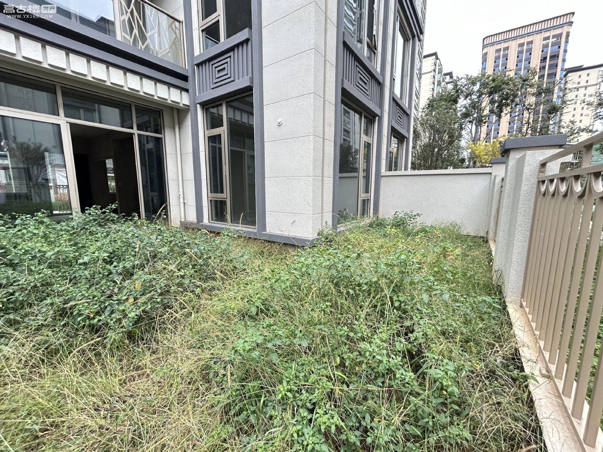 南片联排别墅抚仙瑞园272平5室2厅4卫带花园露台地下车位